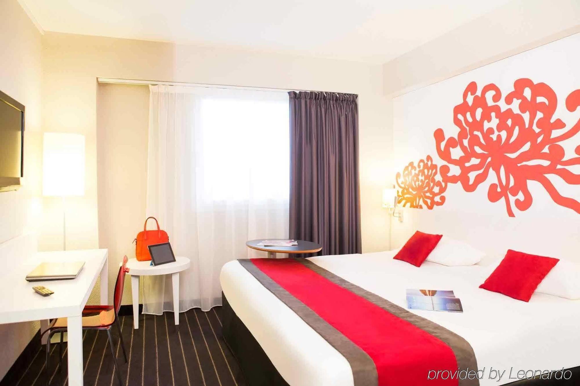 Ibis Styles Bordeaux Centre Meriadeck Hotel Ngoại thất bức ảnh